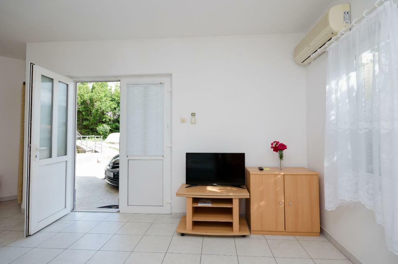 Apartments Branimir Novi Vinodolski Zewnętrze zdjęcie